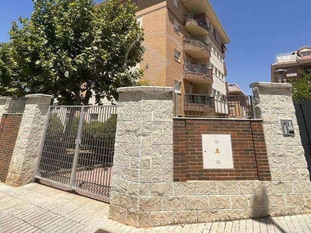 Piso en venta en Linares