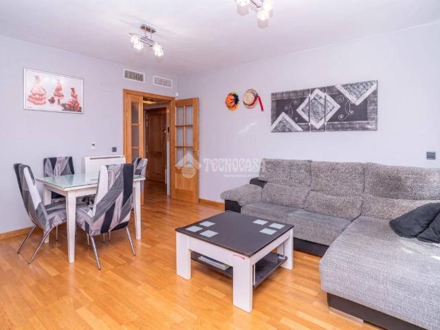 Piso en venta en Linares, Andalucía