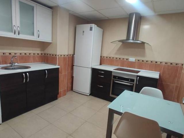 Piso en venta en Centro, Linares