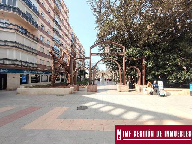 Piso en venta en Capuchinos, Vélez-málaga