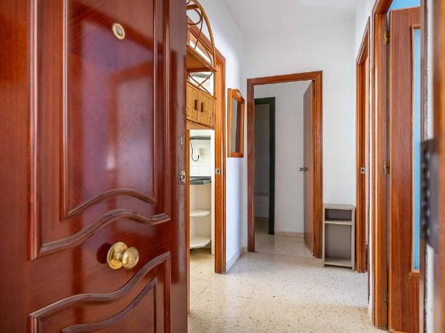 Piso en venta en Dos Hermanas, Andalucía