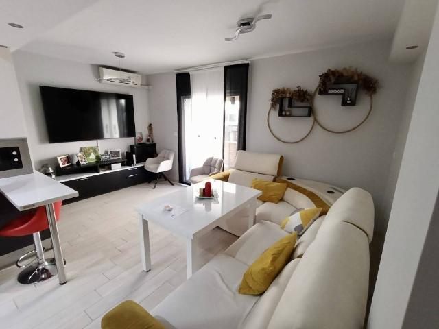 Piso en venta en Dos Hermanas, Andalucía