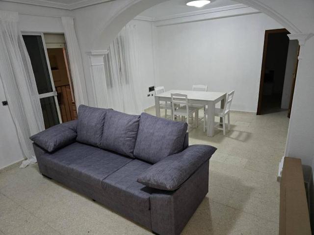 Piso en venta en Dos Hermanas, Sevilla