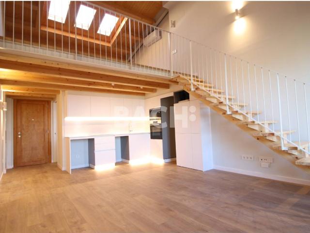 Dúplex en venta en Barri dels Caputxins, Osona