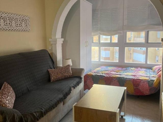 Piso en venta en Torrox, Málaga