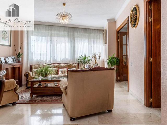 Piso en venta en Granada, Centro - Sagrario