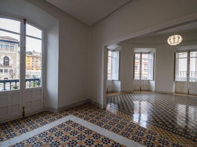 Piso en venta en Granada, Centro - Sagrario