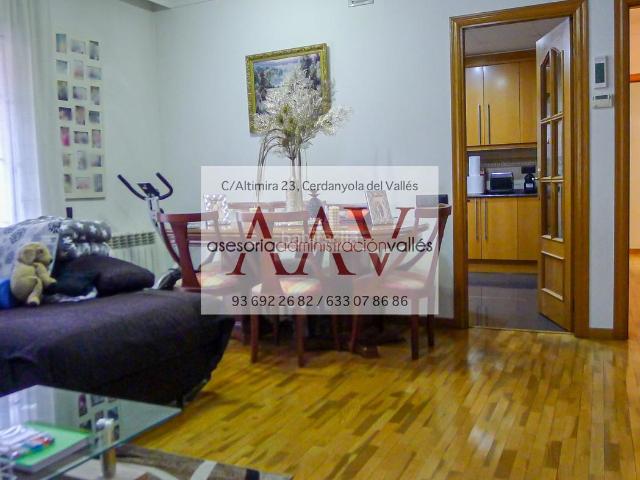 Piso en venta en Cerdanyola Del Vallès, Sant Martí Piso en venta en Cerdanyola Del Vallès, Sant Martí