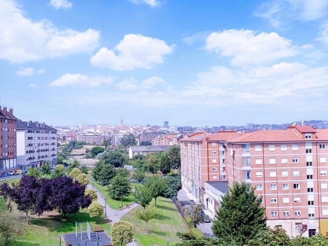 Piso en venta en Centro, Oviedo
