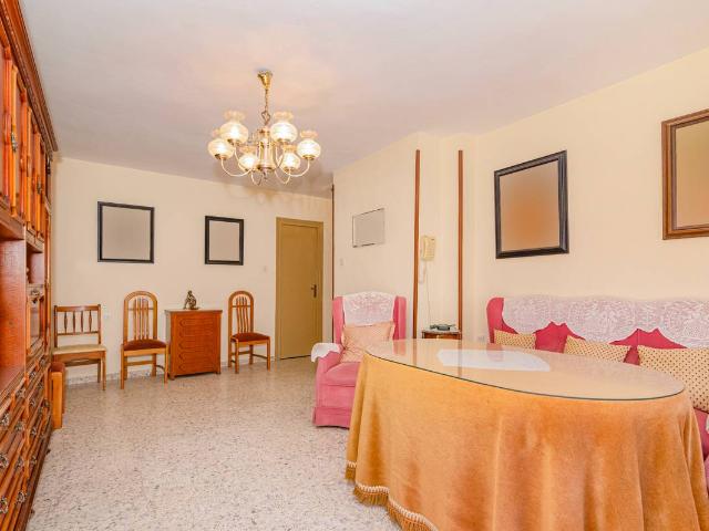 Piso en venta en Centro, Comarca de la Vega de Granada