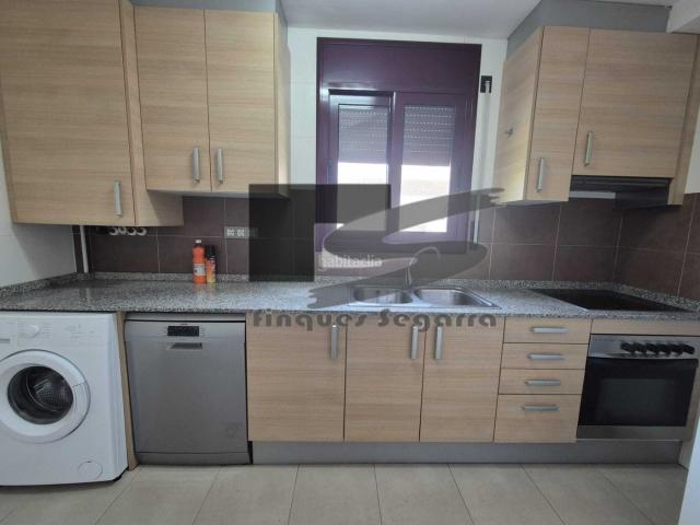 Piso en venta en Cervera, Segarra