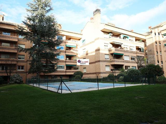 Piso en venta en Madrid, Cortes