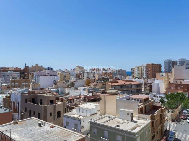 Piso en venta en Almedina, Almería
