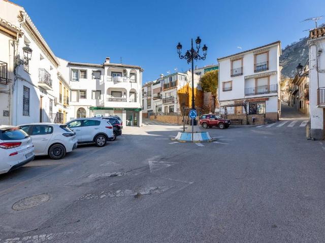 Piso en venta en Cogollos De La Vega