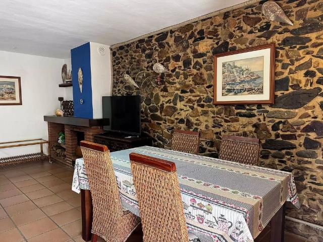 Piso en venta en Colera, Girona