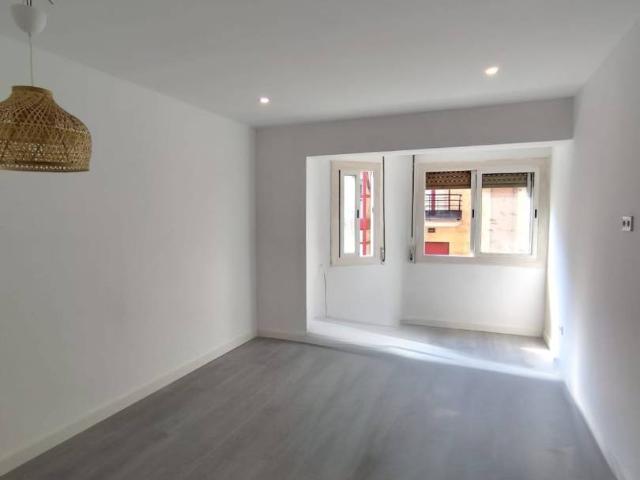 Piso en venta en L'hospitalet De Llobregat, Centre