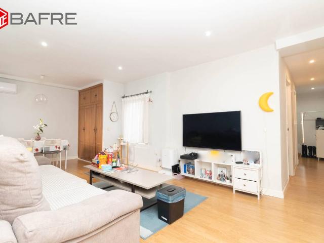 Piso en venta en Madrid, Cortes