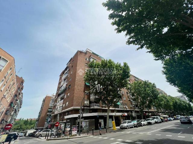Piso en venta en Madrid, Cortes
