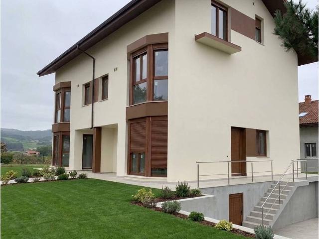 Piso en venta en Comillas, Cantabria