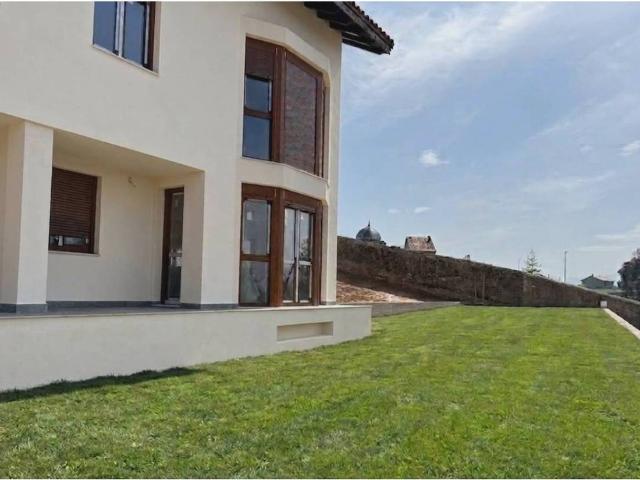 Piso en venta en Comillas, Cantabria
