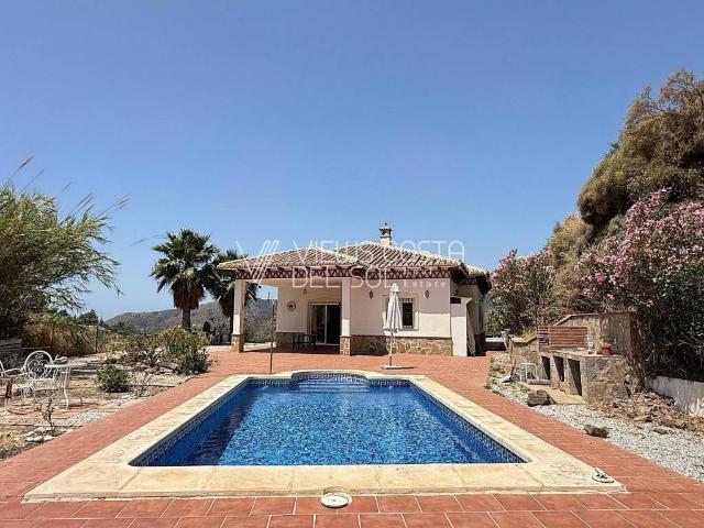 Piso en venta en Cómpeta