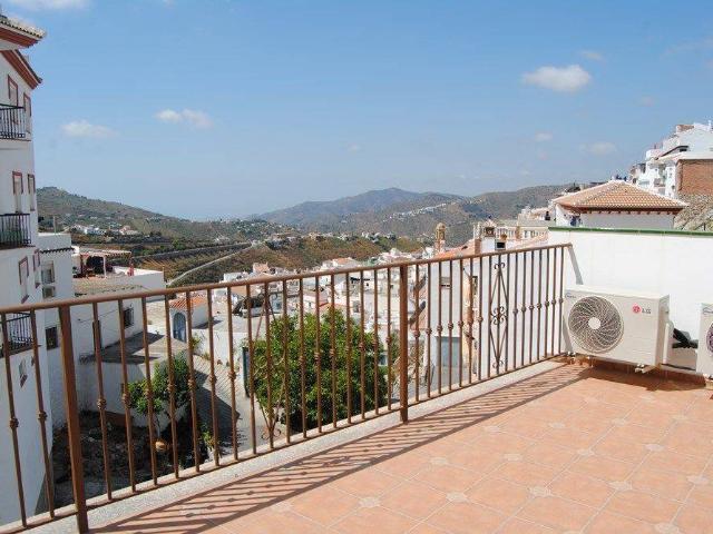 Piso en venta en Cómpeta