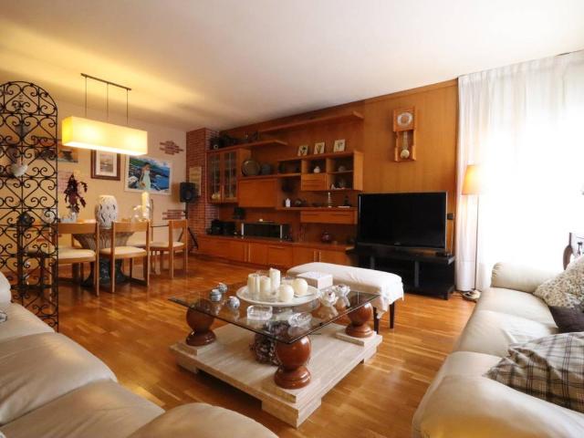 Piso en venta en Sabadell, Centre