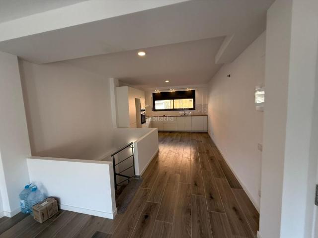 Piso en venta en Corbera De Llobregat, Corbera 2000