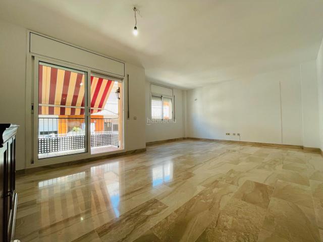 Piso en venta en Corbera De Llobregat, Corbera 2000