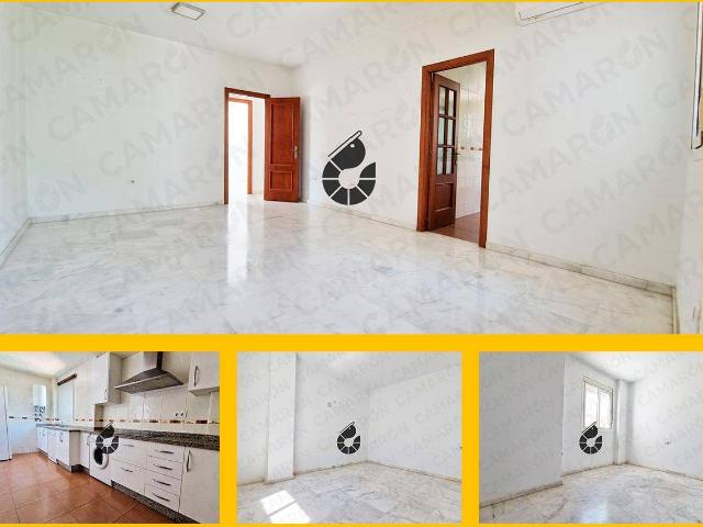Piso en venta en Coria Del Río, Andalucía