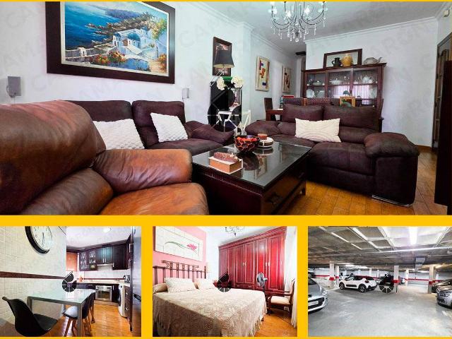 Piso en venta en Coria Del Río, Andalucía