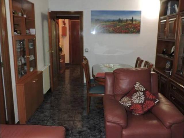 Piso en venta en Cornellà De Llobregat, Barcelona