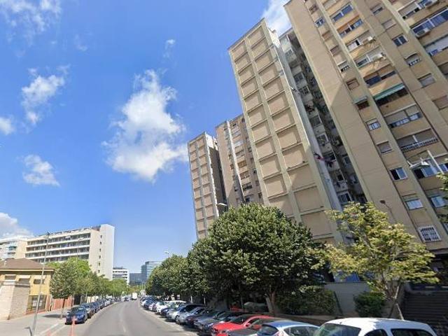 Piso en venta en Cornellà De Llobregat, Sant Ildefons