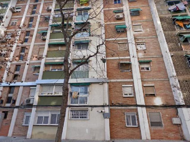 Apartamento en venta en Almeda, Cornellà De Llobregat