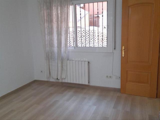 Piso en venta en Almeda, Cornellà De Llobregat