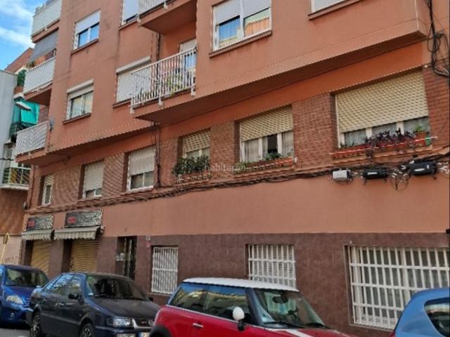 Piso en venta en Almeda, Cornellà De Llobregat