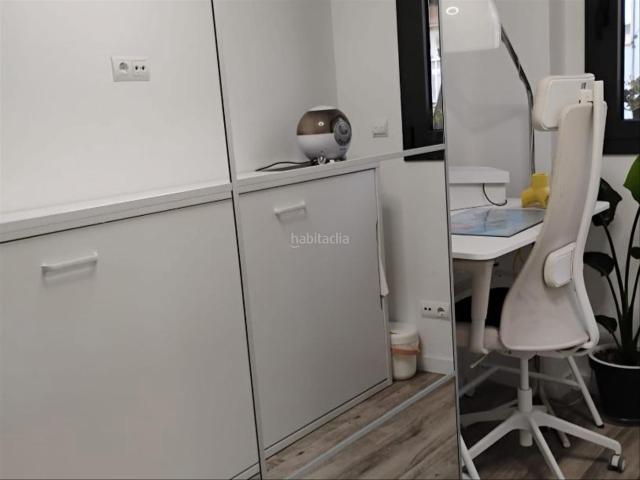 Piso en venta en Almeda, Cornellà De Llobregat