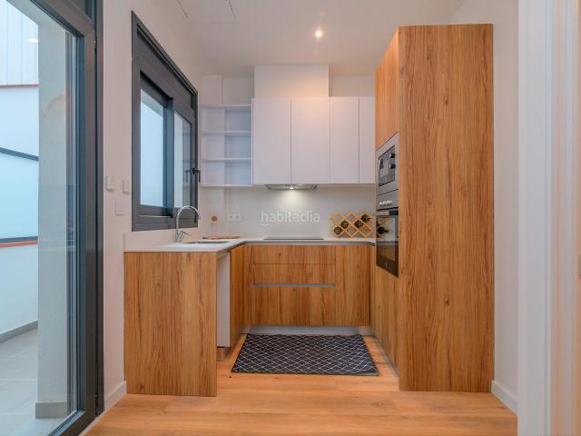 Piso en venta en Almeda, Cornellà De Llobregat