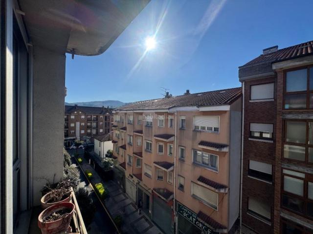Piso en venta en Los Corrales de Buelna, Cantabria