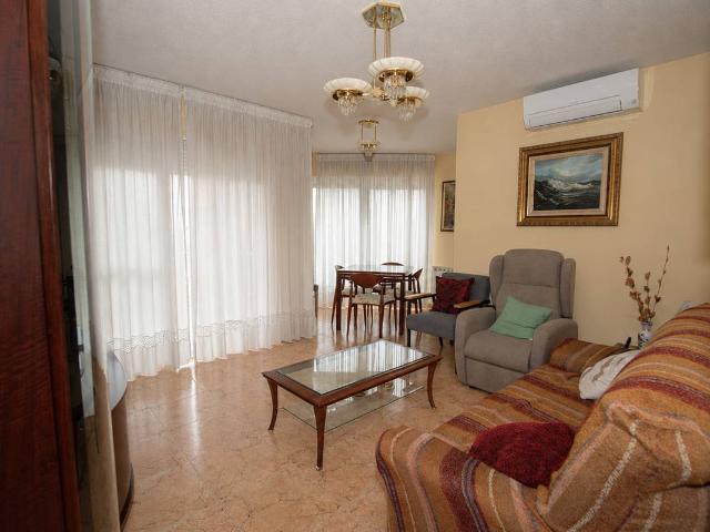 Piso en venta en Coslada, Madrid