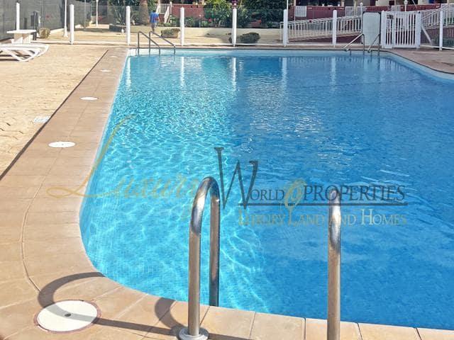 Piso en venta en Costa del Silencio, Arona