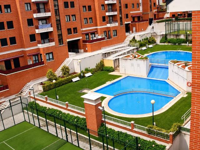 Piso en venta en Casco Histórico, Castro-urdiales