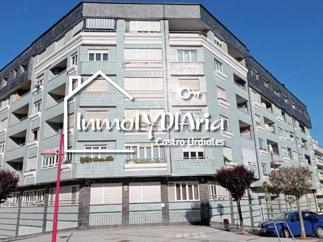 Piso en venta en Casco Histórico, Castro-urdiales