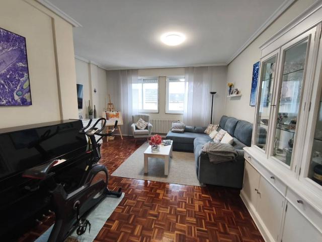 Piso en venta en Centro, Ourense