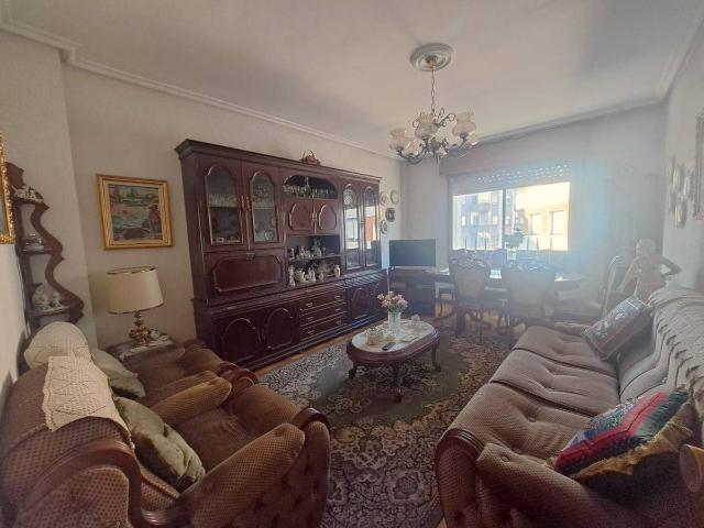 Piso en venta en Centro, Ourense