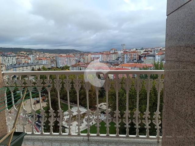 Piso en venta en Centro, Ourense
