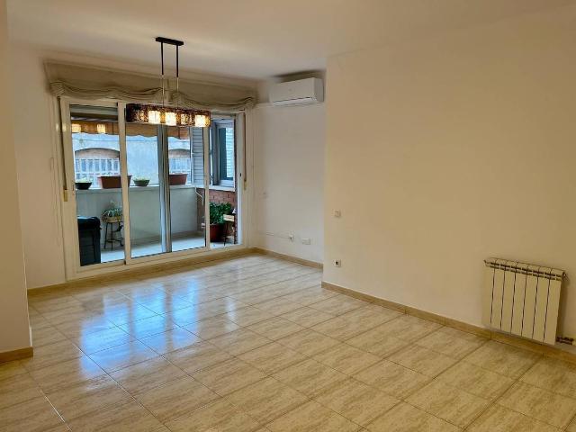Piso en venta en Sabadell, Centre