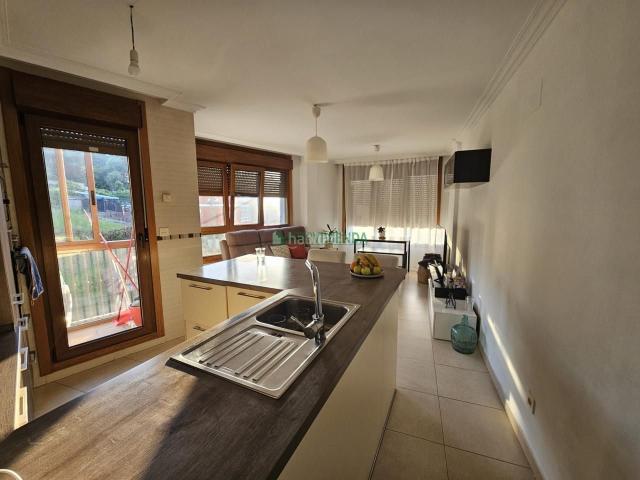 Piso en venta en Covelo, A Paradanta
