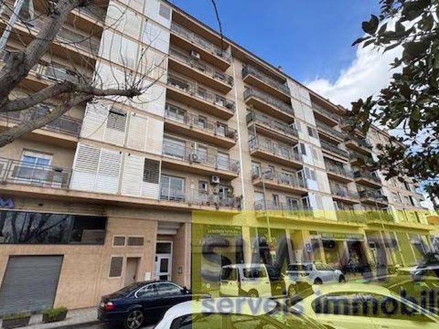 Piso en venta en Figueres, Girona