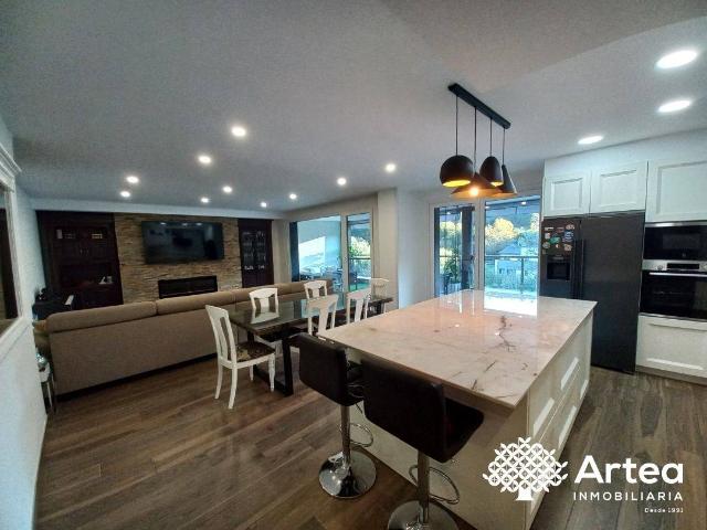 Piso en venta en Barakaldo, Landaburu